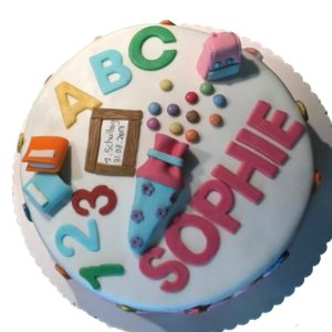 Torte rund mit ABC und Zahlen