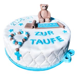 Tauftorte "Bärchen" mit Rosenkranz und Perlenverzierung am Rand