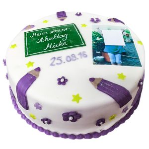 Torte rund Stifte und Tafel und Bild