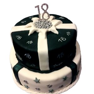 Torte 18. Geburtstag zweistöckig mit Blume und Perlen