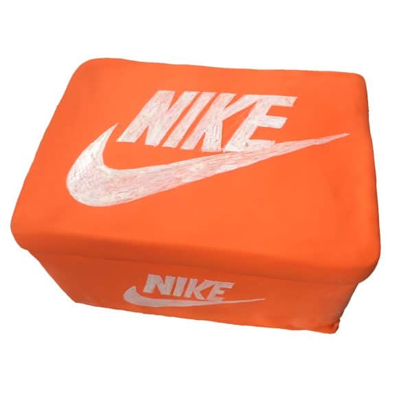 Torte 3D Figur - Schuhkarton Nike