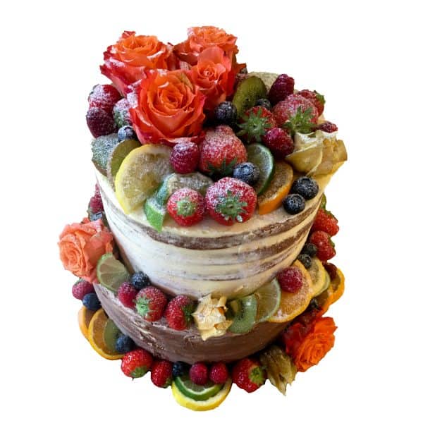 Hochzeitstorte zweistöckig naked mit Rosen, Zitrusfrüchten und Beeren