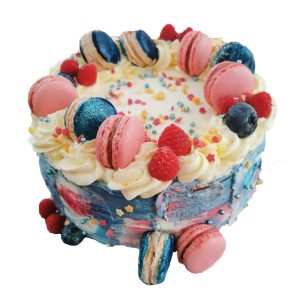 Naked Cake 20cm 6 Stücke Kuchen bunt mit Macarons, Sternchen und Beeren