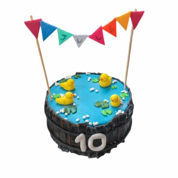 Torte Kindergeburtstag Ententeich mit Enten und Wimpel